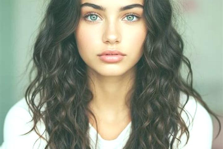 Penelope, 31, a auburn amber-eyed mediterranean companion based in Marculesti. Offering Striptease, Dinner Date, Prostate Massage. Available for incall and o...