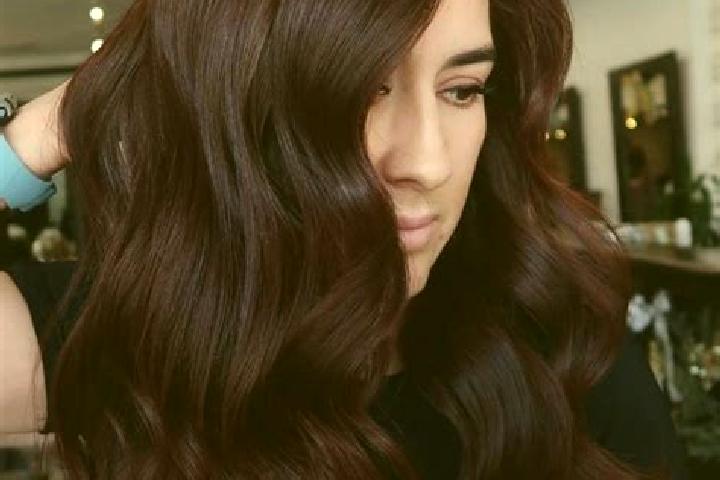 Penelope, 31, a auburn dark-eyed european companion based in Volkhov. Offering Erotic Massage, Roleplay, Overnight, BDSM, Massage. Available for incall and o...