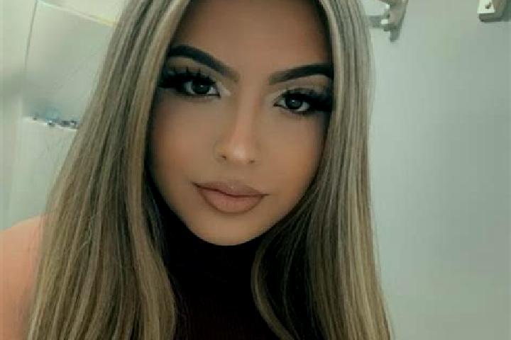 Penelope, 31, a blonde brown-eyed latina companion based in Sekupang. Offering Couples, Deep French Kissing. Available for incall and outcall, overnight book...