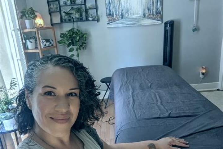 Penelope, 31, a chestnut grey-eyed ebony companion based in Faith. Offering Overnight, Roleplay, Massage, CIM. Available for incall and outcall, overnight bo...