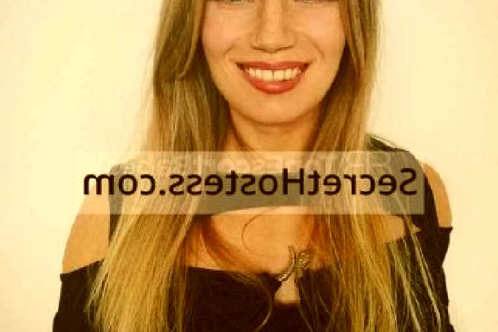 Penelope, 31 — Escort in Bordeaux, France