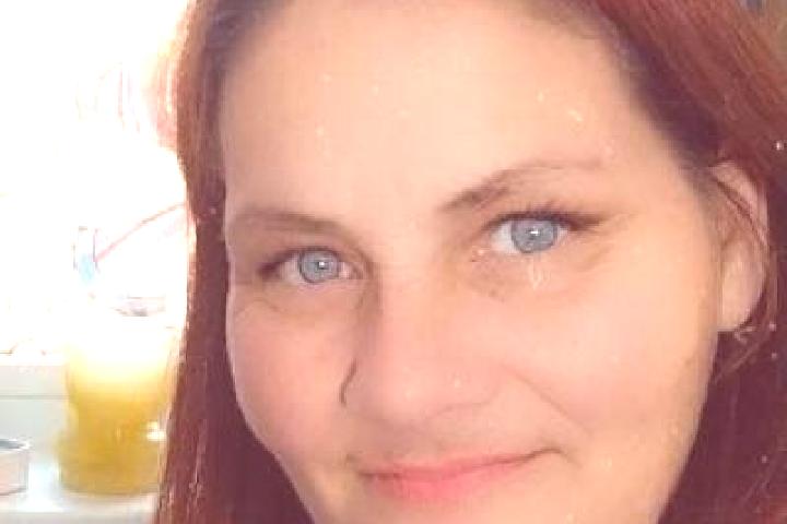 Penelope, 32, a auburn amber-eyed indian companion based in Valdelarco. Offering Roleplay, Striptease, Prostate Massage, OWO, BDSM. Available for incall and ...