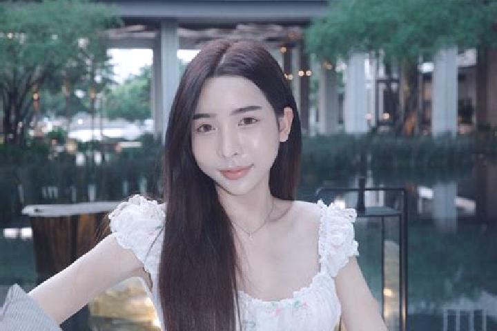 Penelope, 32 — Escort in Ah Twin Pa Dan, Myanmar