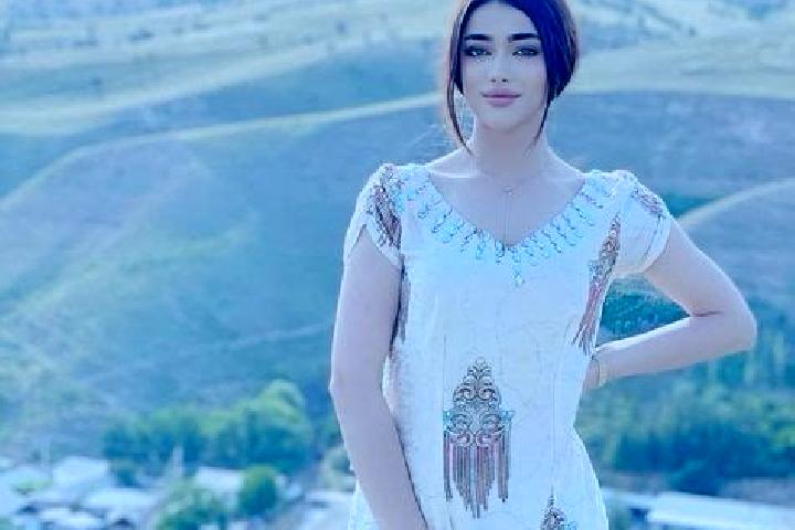 Penelope, 32 — Escort in Shurob, Tajikistan