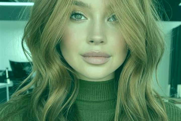 Penelope, 33, a auburn grey-eyed middle eastern companion based in Santa Cruz Huitziltepec. Offering Erotic Massage, GFE, Girlfriend Experience. Available fo...