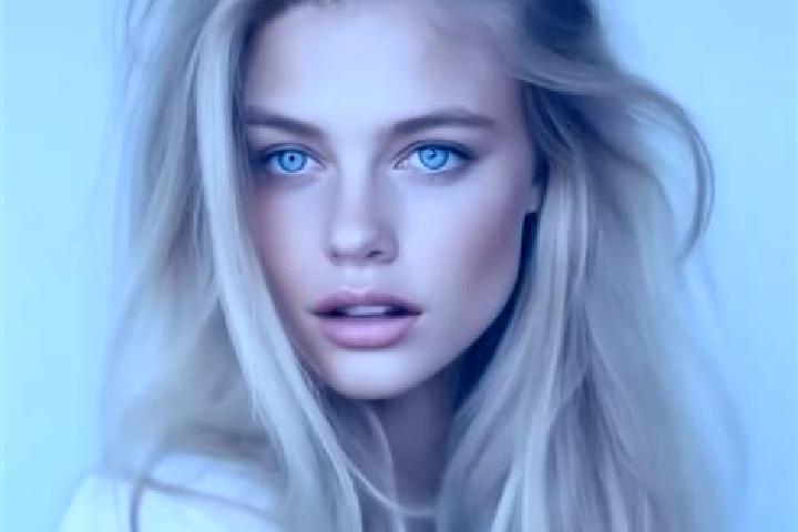 Penelope, 33, a blonde grey-eyed slavic companion based in Toritori. Offering Deep French Kissing, Dinner Date, Overnight, Domination. Available for incall a...