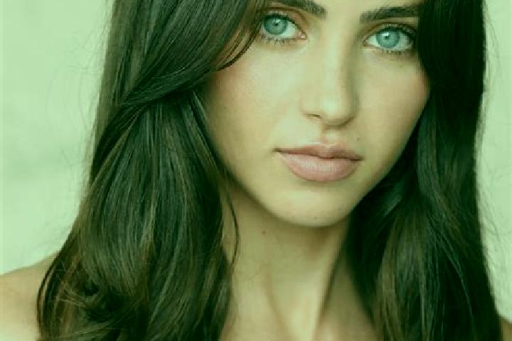Penelope, 33, a brunette brown-eyed mediterranean companion based in Escanaba. Offering Roleplay, Duos, Dinner Date, Overnight. Available for incall and outc...
