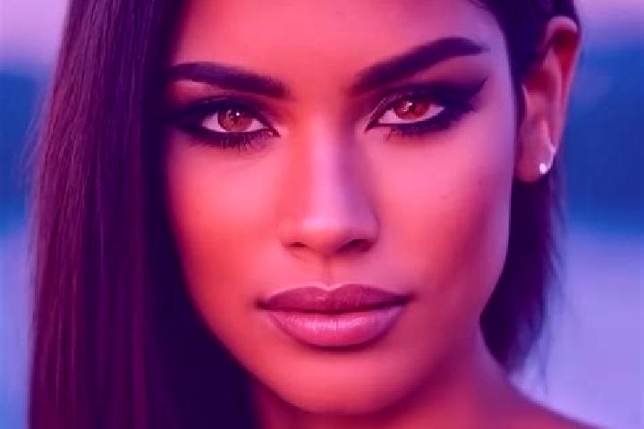 Penelope, 33, a dark blonde amber-eyed latina companion based in Barranquilla. Offering Travel Companion, Overnight, 69, Party Girl, A-Level. Available for i...