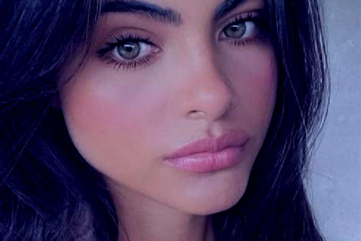 Penelope, 33, a dark blonde dark-eyed indian companion based in Palaiomonastiro. Offering Duos, Overnight, Roleplay. Available for incall and outcall, day an...