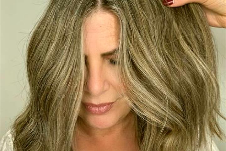 Penelope, 33, a dark blonde grey-eyed mixed companion based in Mitrousi. Offering Deep French Kissing, Erotic Massage, Girlfriend Experience. Available for i...