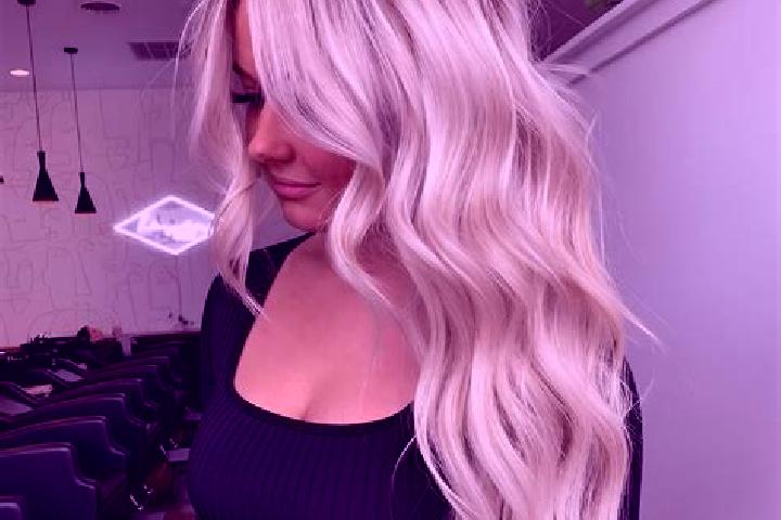 Penelope, 33, a platinum blonde amber-eyed ebony companion based in Yanliang. Offering Tantra, GFE. Available for incall and outcall, day and evening dates.