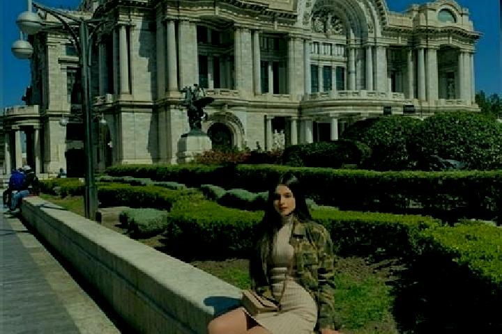 Penelope, 33 — Escort in Quamila, Mexico