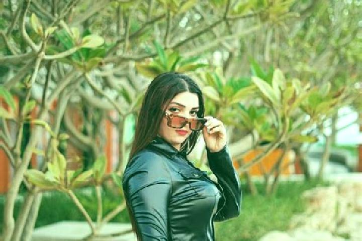 Penelope, 33 — Escort in Saman, Iran