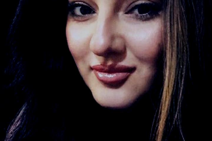 Penelope, 33 — Escort in Varnita, Moldova
