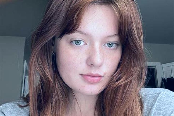Penelope, 34, a auburn grey-eyed caucasian companion based in Llano Bonito. Offering Duos, CIM, Massage. Available for incall and outcall, overnight bookings...