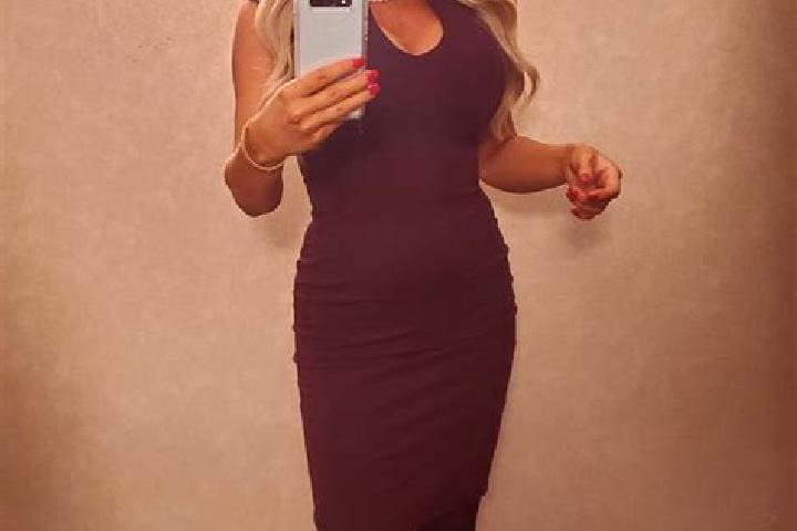 Penelope, 34, a blonde dark-eyed mixed companion based in Mitha Tiwana. Offering Domination, Striptease, Massage, Overnight. Available for incall and outcall...