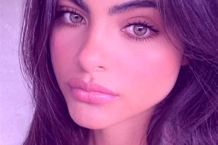 Penelope, 34, a brunette dark-eyed indian companion based in Koprivshtitsa. Offering Tantra, BDSM, Massage, OWO. Available for incall and outcall, overnight ...