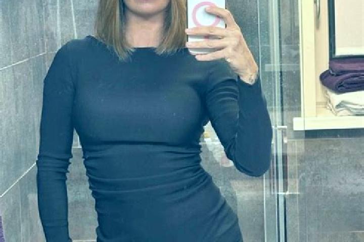 Penelope, 34, a red dark-eyed european companion based in Civitanova del Sannio. Offering Tantra, Travel Companion, Domination, GFE. Available for incall and...