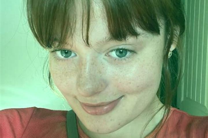 Penelope, 34, a red grey-eyed european companion based in Lubowo. Offering Dinner Date, Fetish, Prostate Massage, Roleplay. Available for incall and outcall,...