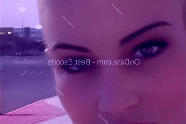 Penelope, 34 — Escort in Easthampton, United States