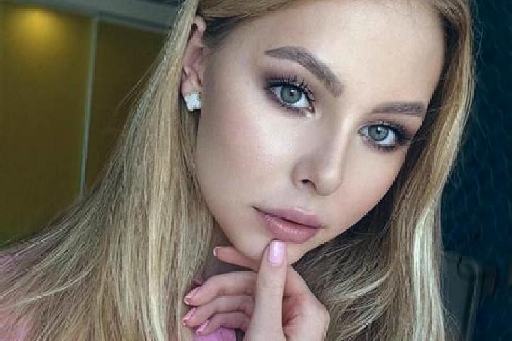 Penelope, 34 — Escort in Gluszyca Gorna, Poland
