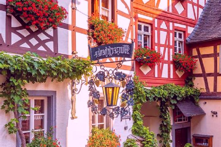 Penelope, 34 — Escort in Humboldtkolonie, Germany