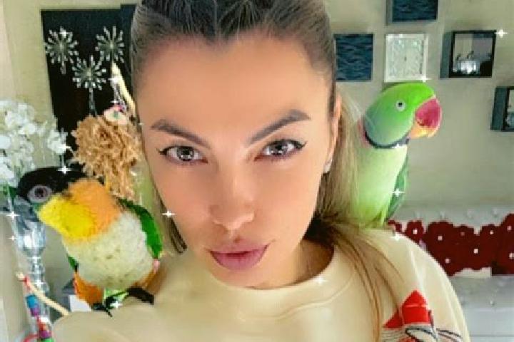 Penelope, 34 — Escort in Sageata, Romania