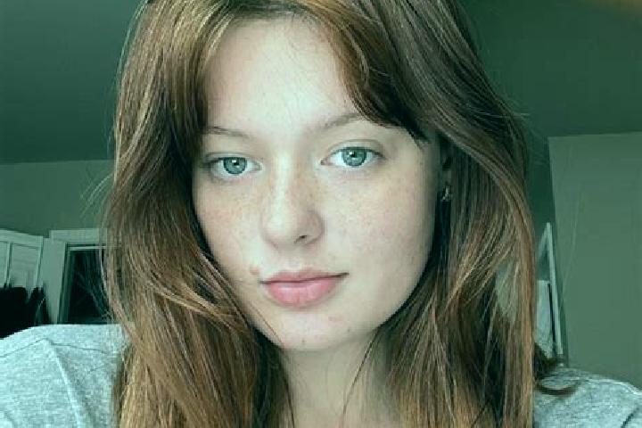 Penelope, 35, a auburn amber-eyed caucasian companion based in Ichenhausen. Offering Tantra, Roleplay, OWO, 69, GFE. Available for incall and outcall, day an...