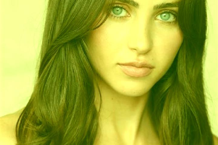 Penelope, 35, a brunette grey-eyed slavic companion based in Casamarciano. Offering Dinner Date, Party Girl, Erotic Massage, Duos. Available for incall and o...
