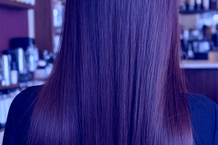 Penelope, 35, a chestnut dark-eyed asian companion based in Currumbin. Offering Roleplay, CIM, 69. Available for incall and outcall, day and evening dates.