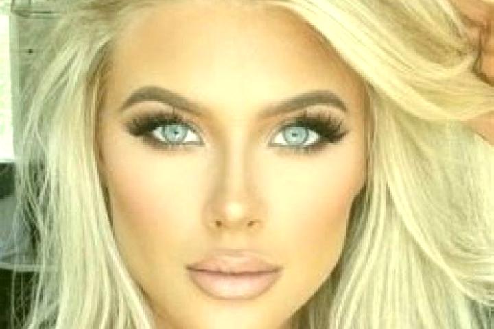 Penelope, 35, a platinum blonde amber-eyed mixed companion based in Zhongtai. Offering Party Girl, 69, Roleplay. Available for incall and outcall, overnight ...