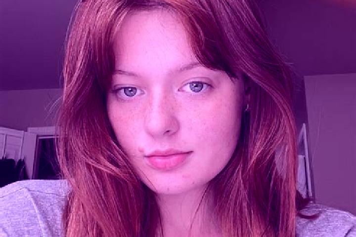 Penelope, 35, a red brown-eyed caucasian companion based in Esterwegen. Offering Striptease, A-Level, Travel Companion. Available for incall and outcall, day...