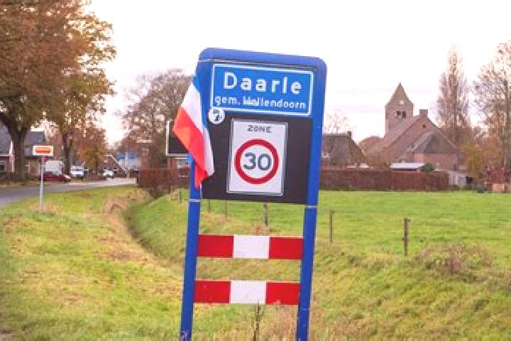 Penelope, 35 — Escort in Daarle, Netherlands