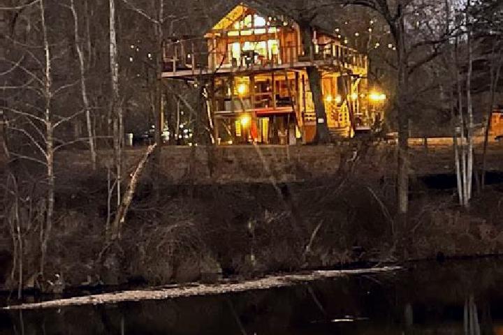 Penelope, 35 — Escort in Flint Creek, United States