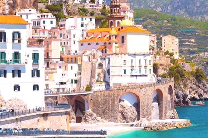 Penelope, 35 — Escort in Lode, Italy