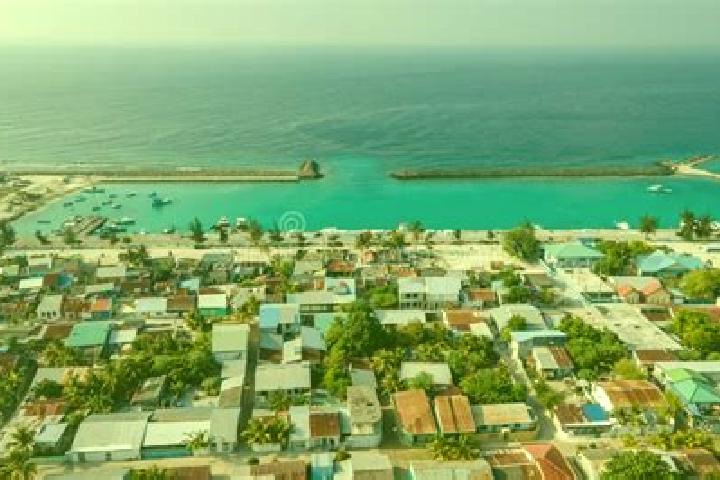 Penelope, 35 — Escort in Manadhoo, Maldives