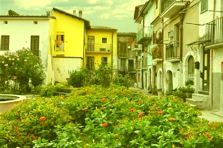 Penelope, 35 — Escort in Taranta Peligna, Italy