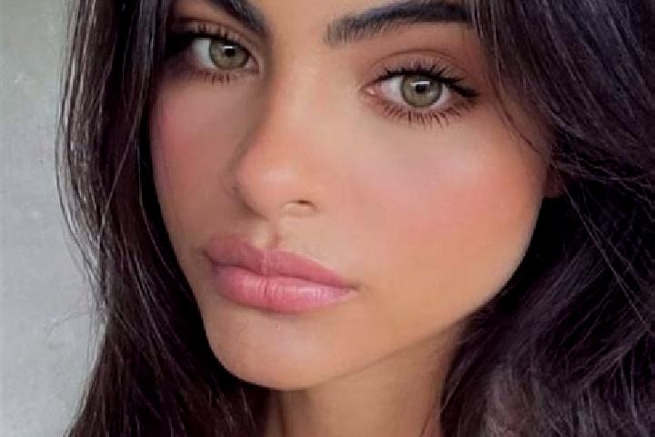 Penelope, 36, a blonde dark-eyed european companion based in Ranch Park. Offering A-Level, Dinner Date, Couples. Available for incall and outcall, overnight ...