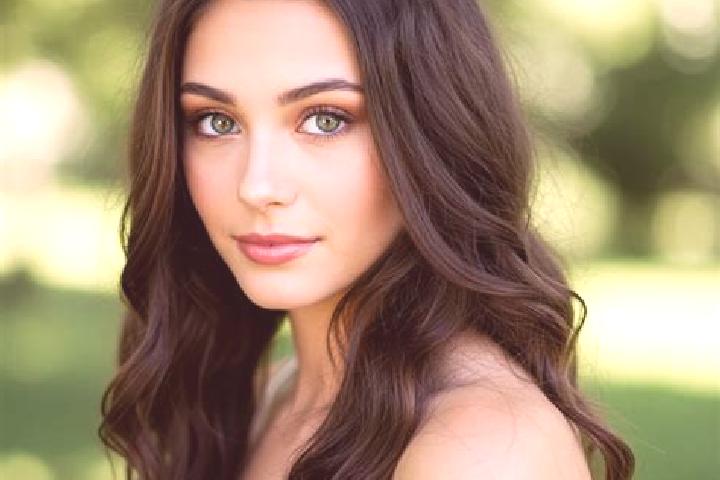 Penelope, 36, a brunette hazel-eyed indian companion based in Calumbo. Offering Girlfriend Experience, 69, OWO, A-Level, CIM. Available for incall and outcal...