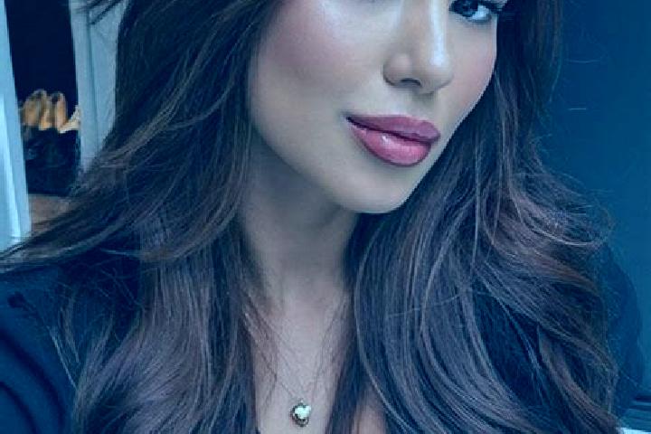 Penelope, 36, a chestnut brown-eyed latina companion based in Litan. Offering Deep French Kissing, Domination, Duos. Available for incall and outcall, day an...