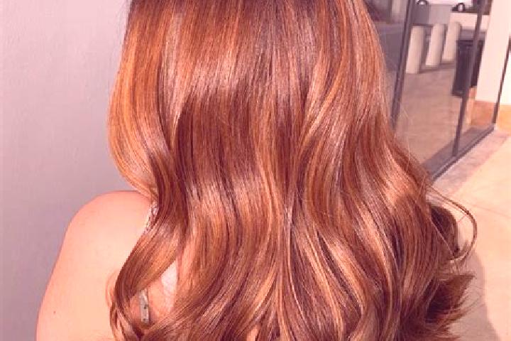 Penelope, 36, a chestnut brown-eyed slavic companion based in Gradna. Offering CIM, GFE, Overnight. Available for incall and outcall, day and evening dates.