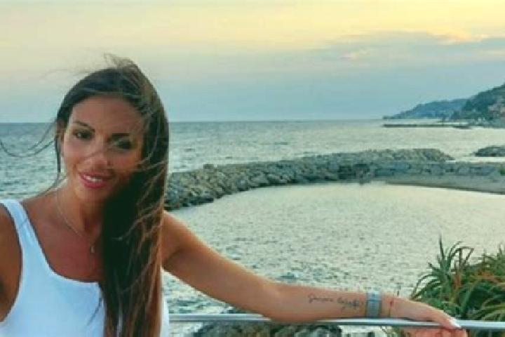 Penelope, 36 — Escort in Brandizzo, Italy