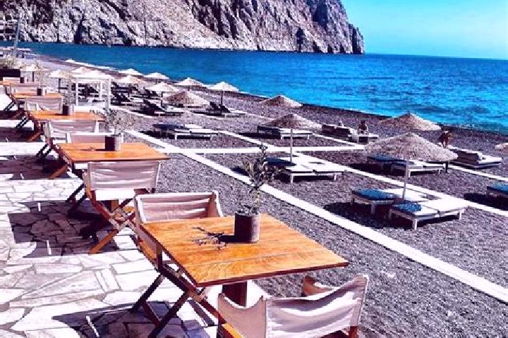 Penelope, 36 — Escort in Kamari, Greece