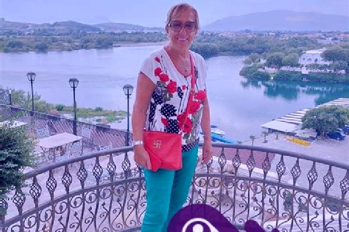 Penelope, 36 — Escort in Lovcenac, Serbia