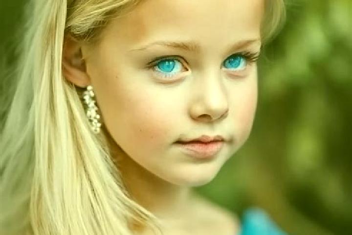 Penelope, 37, a blonde blue-eyed asian companion based in Emmen. Offering 69, Domination, A-Level. Available for incall and outcall, day and evening dates.