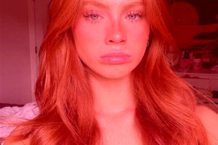 Penelope, 37, a blonde brown-eyed caucasian companion based in Zefyri. Offering Couples, 69. Available for incall and outcall, day and evening dates.