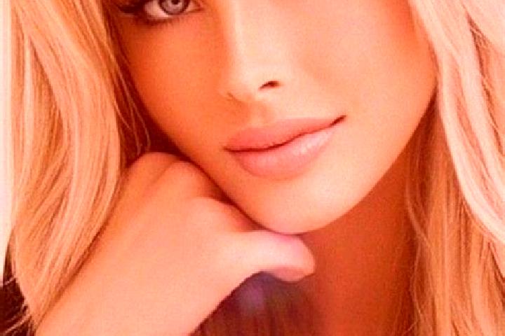 Penelope, 37, a dark blonde blue-eyed caucasian companion based in Mahis. Offering CIM, Party Girl, Domination. Available for incall and outcall, day and eve...