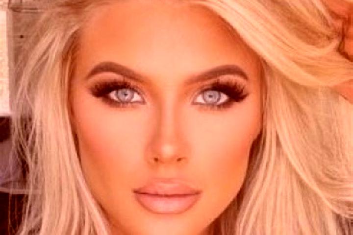 Penelope, 37, a platinum blonde amber-eyed indian companion based in Guarare Arriba. Offering Girlfriend Experience, Couples, Party Girl. Available for incal...