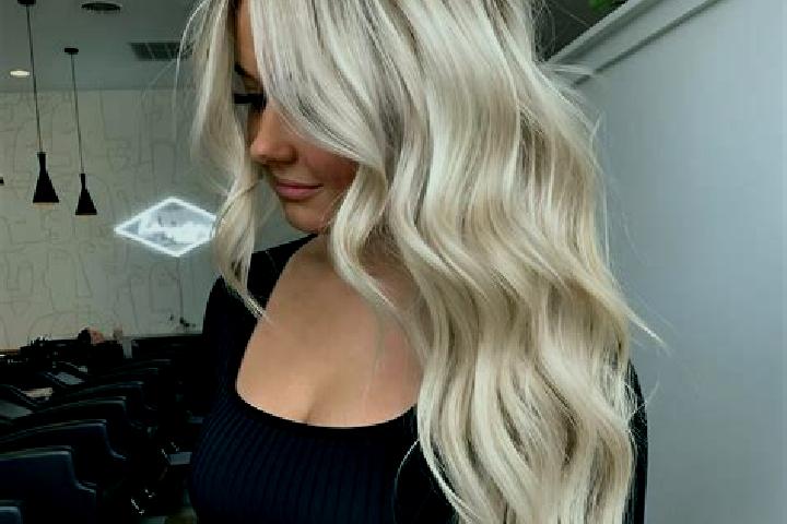 Penelope, 37, a platinum blonde amber-eyed mixed companion based in Barbastro. Offering Erotic Massage, Prostate Massage, Travel Companion. Available for inc...