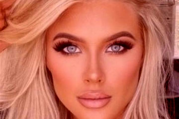 Penelope, 37, a platinum blonde green-eyed indian companion based in Hohenkammer. Offering BDSM, Roleplay, Massage, Party Girl. Available for incall and outc...